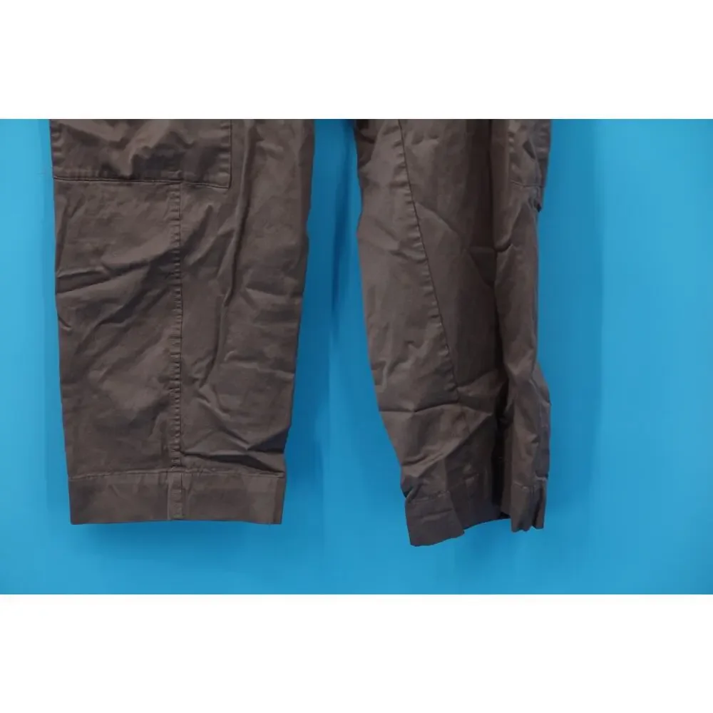 Old Navy Cargo Extra High Rise Size 10 - Picture 4 of 8